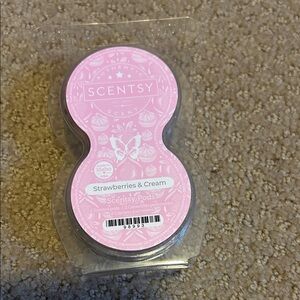 Scentsy Strawberries & Cream Scent Pods - Pink